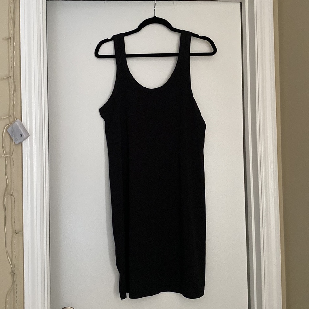 Lululemon Scoop Dress - Black